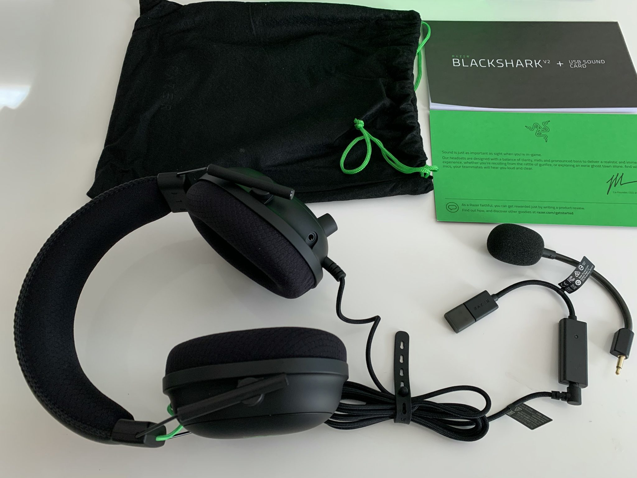 テレワーク、リモート会議、ゲーム、公私共にオススメのヘッドセット RAZER BLACKSHARK v2ネクストブログ